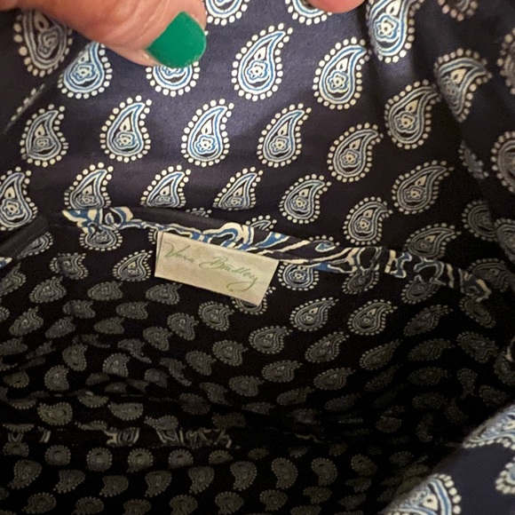 Vera Bradley Blue & White Crossbody Purse with Adjustable Straps - Picture 3 of 5